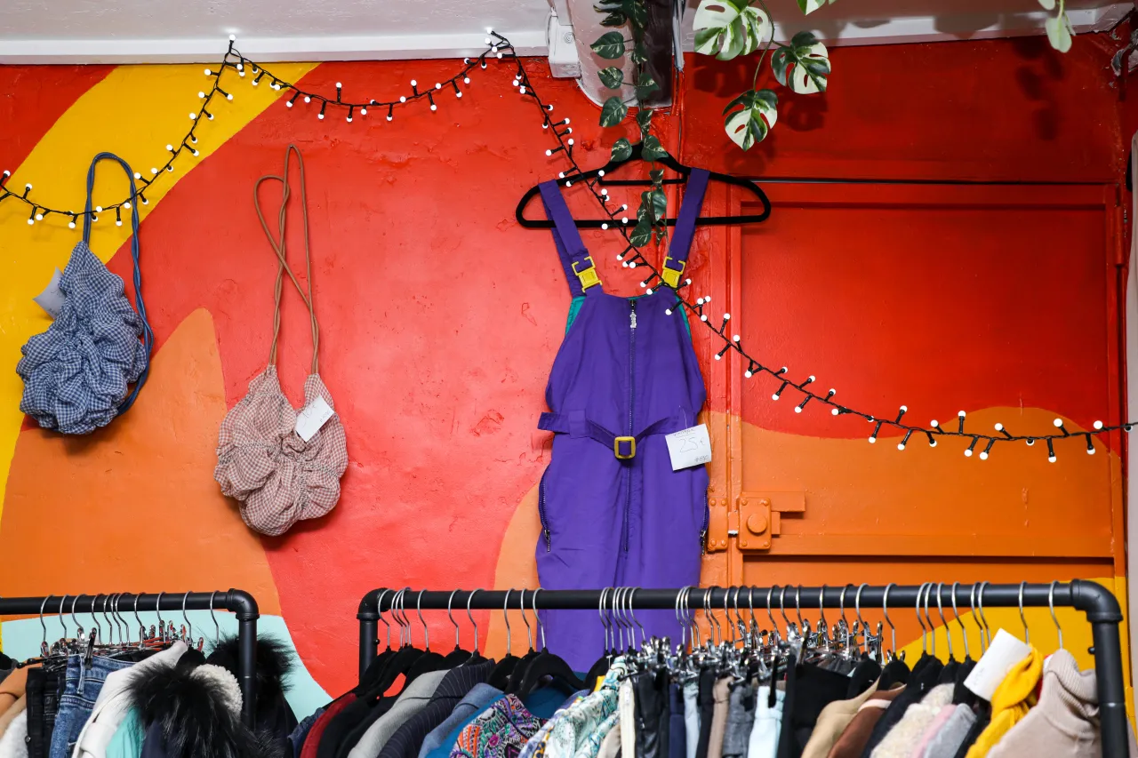 découvrez les meilleures friperies à montpellier en 2025 : adresses, tendances mode vintage, conseils shopping et bons plans pour renouveler votre garde-robe de façon éco-responsable.