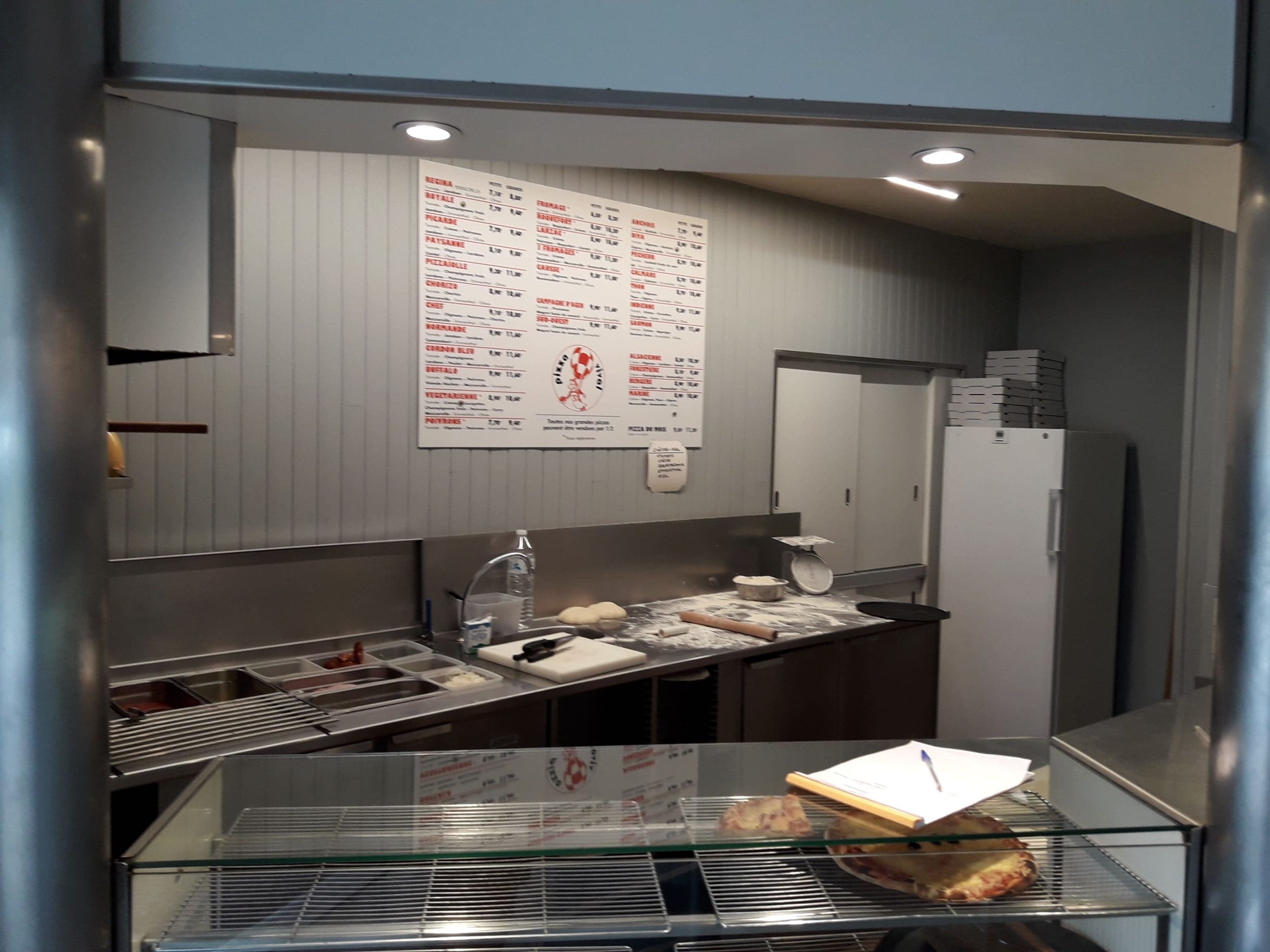 découvrez la pizzeria vival à figeac : large choix de pizzas artisanales, préparées avec des ingrédients frais. commandez sur place, à emporter ou en livraison. ambiance conviviale au cœur de figeac !