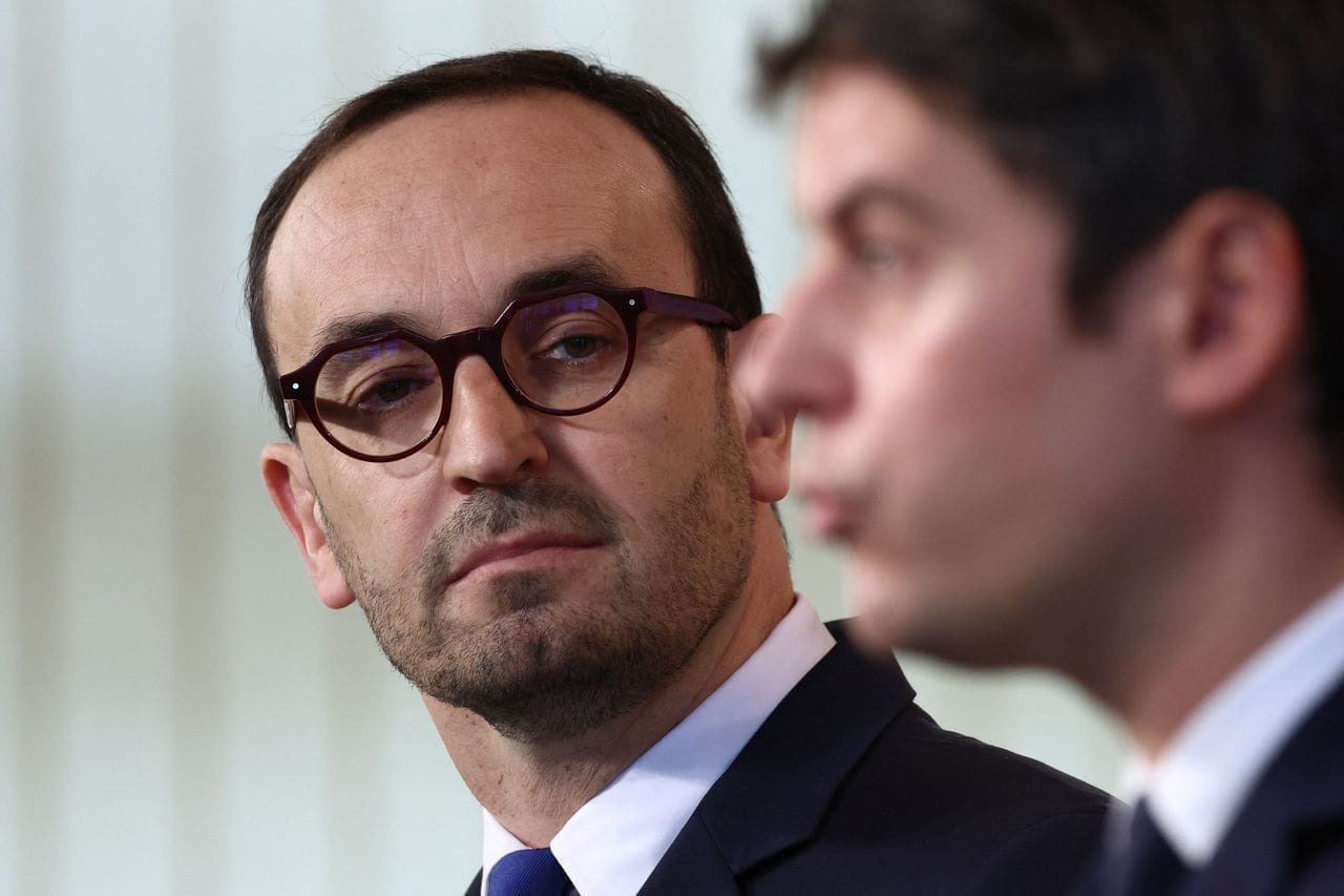 découvrez le parcours et les ambitions de thomas cazenave pour 2025 : projets politiques, actualités et perspectives sur son engagement en france.